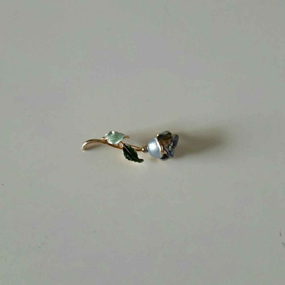 Brooche